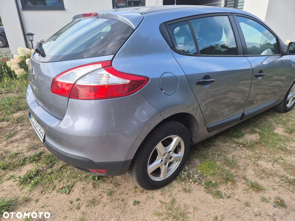 Renault Megane 1.6 16V Exception Euro5 - 13