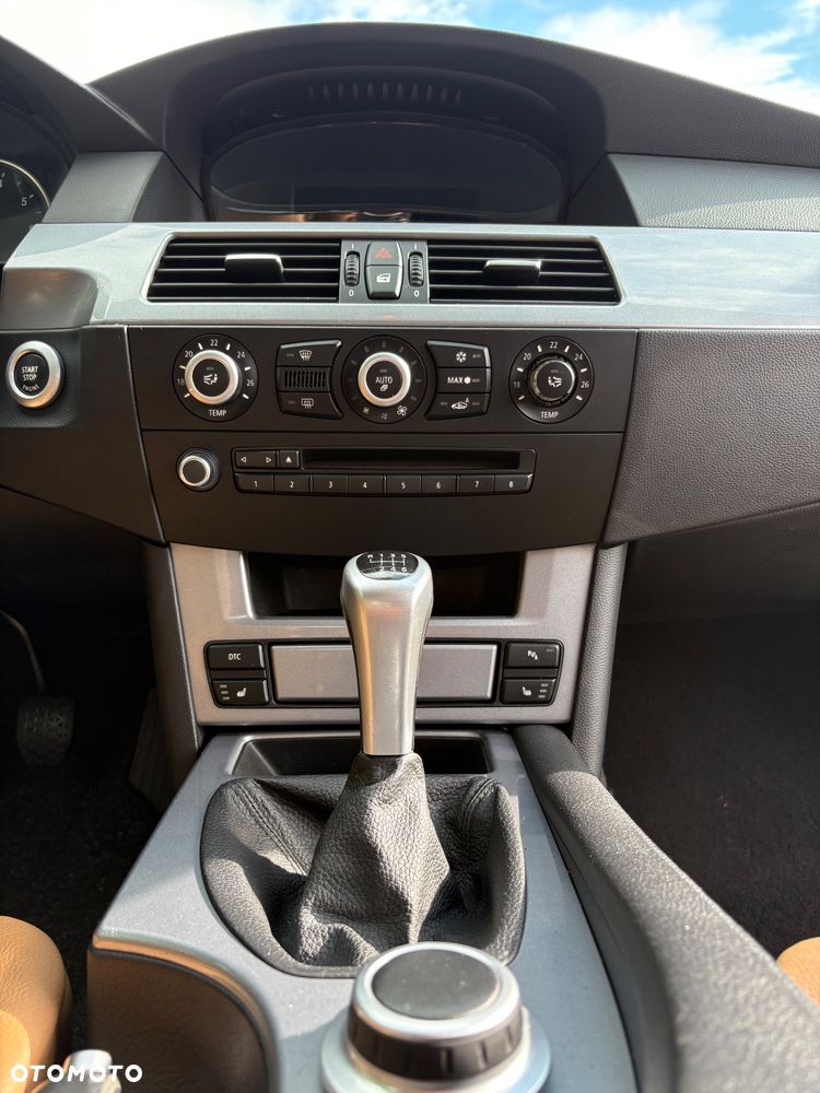 BMW Seria 5 523i Edition Exclusive - 19