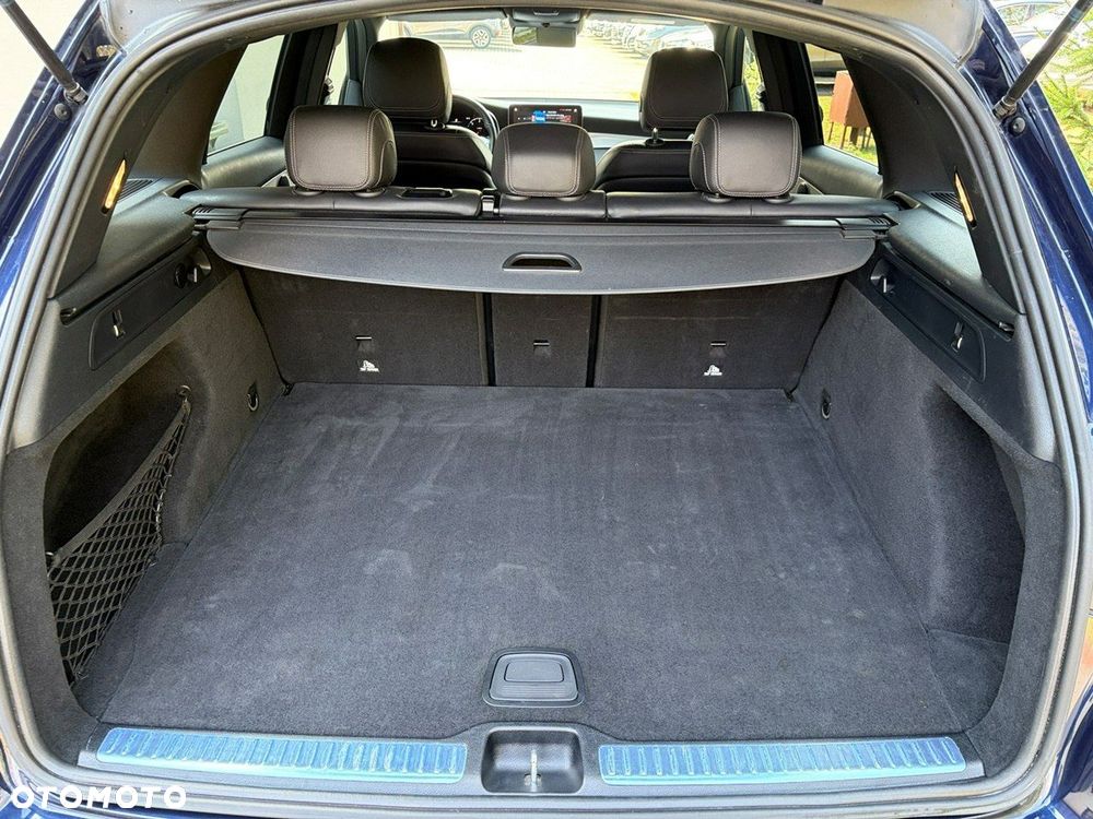 Mercedes-Benz GLC 220 d 4Matic 9G-TRONIC AMG Line - 31