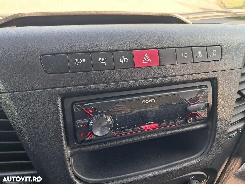 Iveco DAILY 50C/35 3.0D 150CP MANUAL EURO6 AGREGAT FRIGORIFIC ZANOTTI - 19