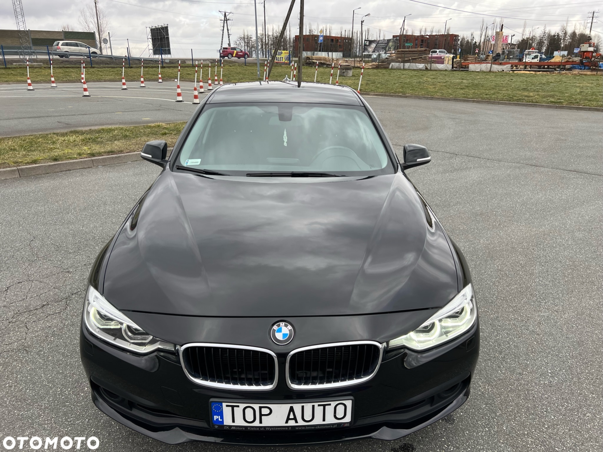 BMW Seria 3 320d Touring - 10