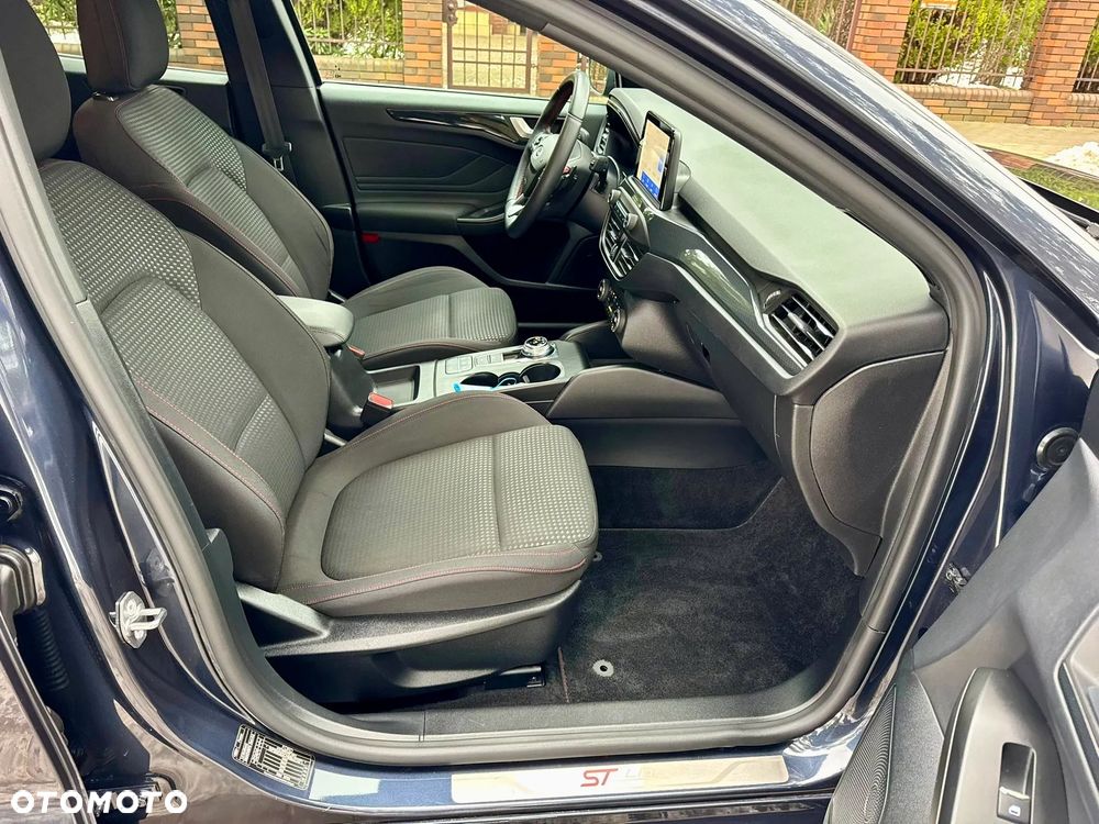 Ford Focus 1.0 EcoBoost ST-Line ASS PowerShift - 19