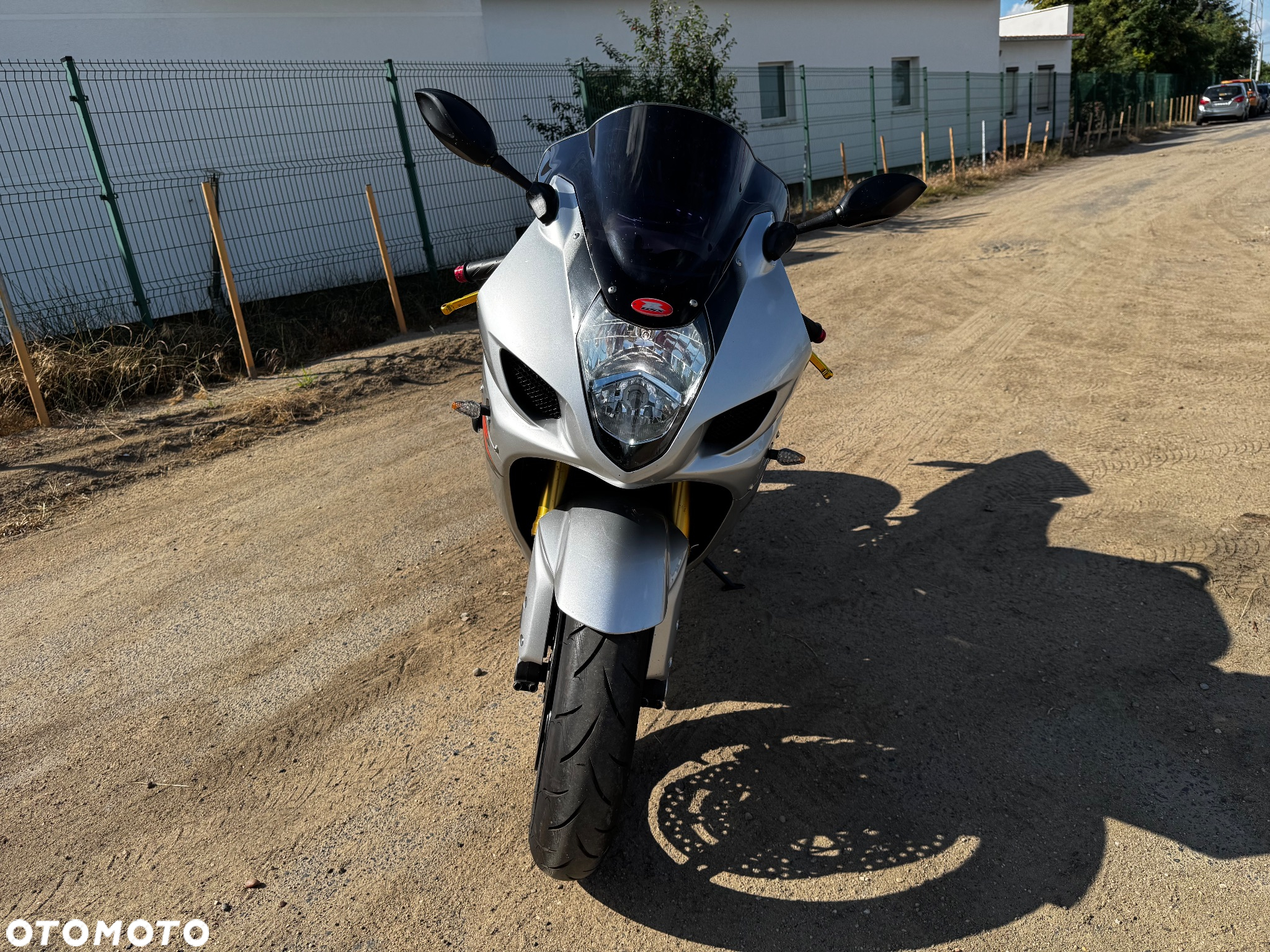 Suzuki GSX-R - 6
