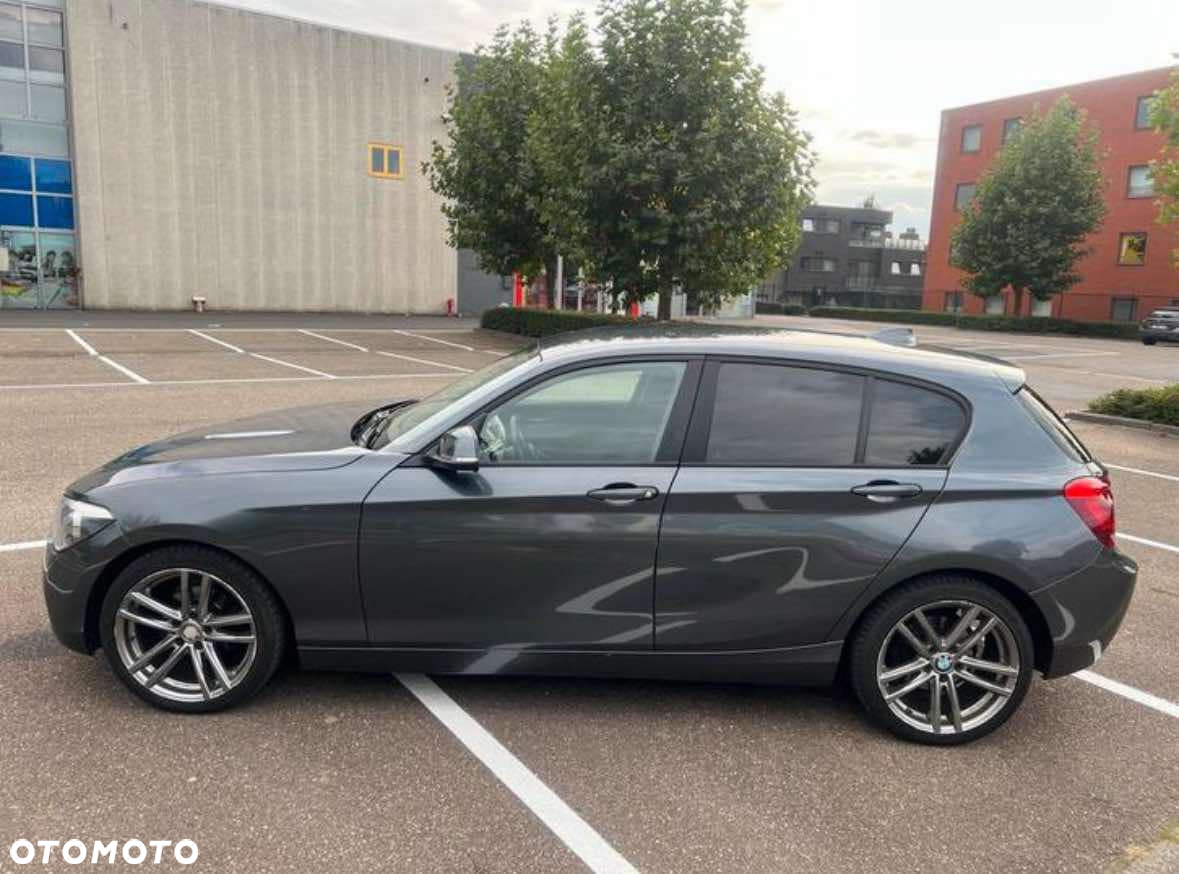 BMW Seria 1 116i Sport Line - 11