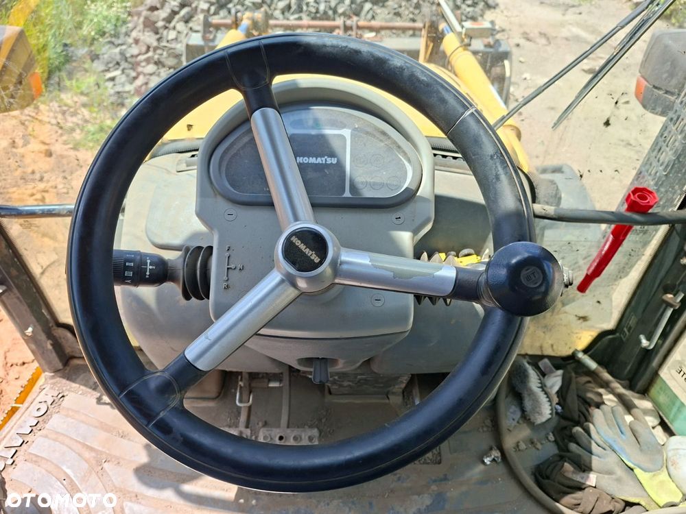 Komatsu Wb 97 R-5E0 4X4 - 24