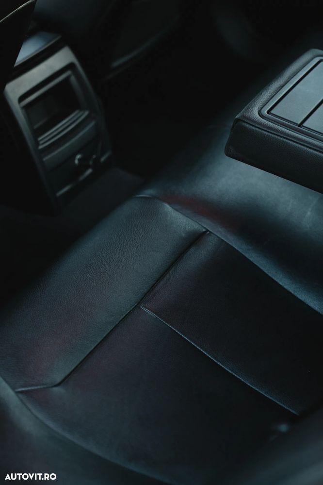 BMW Seria 3 318d - 27