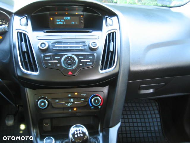 Ford Focus 1.6 Gold X - 20