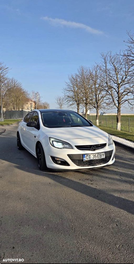 Opel Astra 1.4 Turbo ECOTEC Selection - 5