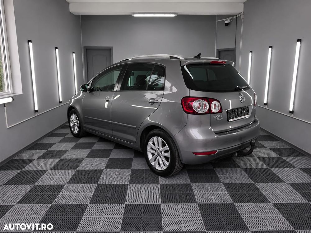 Volkswagen Golf Plus 1.6 TDI DPF Style - 6