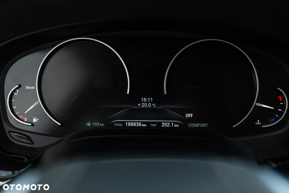 BMW Seria 5 518d Sport Line sport - 33