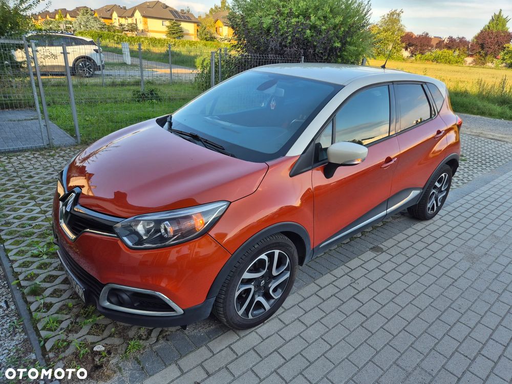 Renault Captur 1.2 TCe Helly Hansen EDC - 2