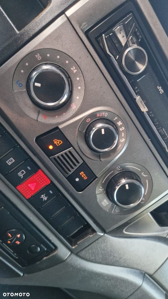 Iveco DAILY 35C13 Klima Elektryka Tempomat Na Bliźniaku Furgon 3os. Hak Serwis - 13