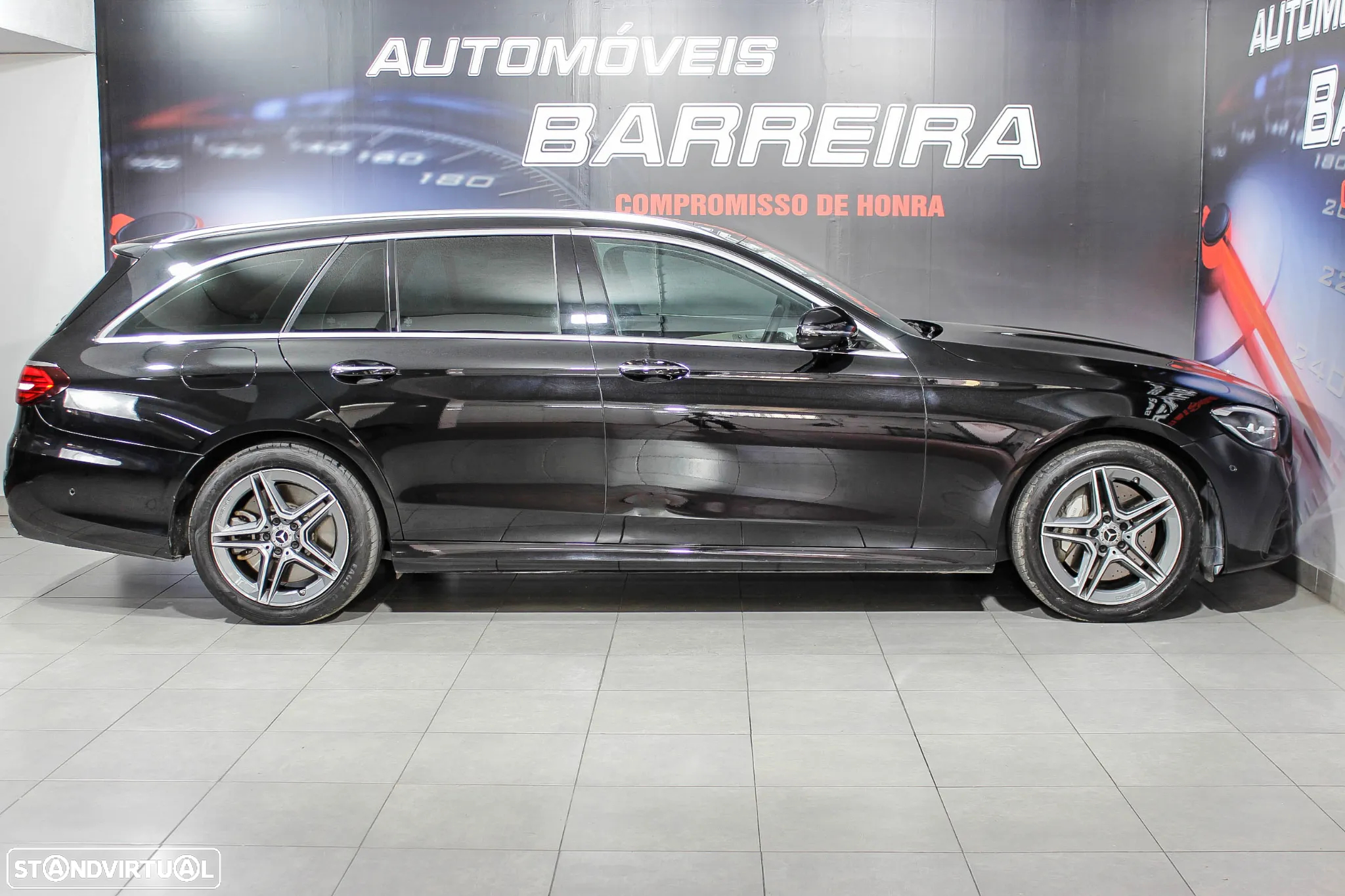 Mercedes-Benz E 300 de AMG Line - 17