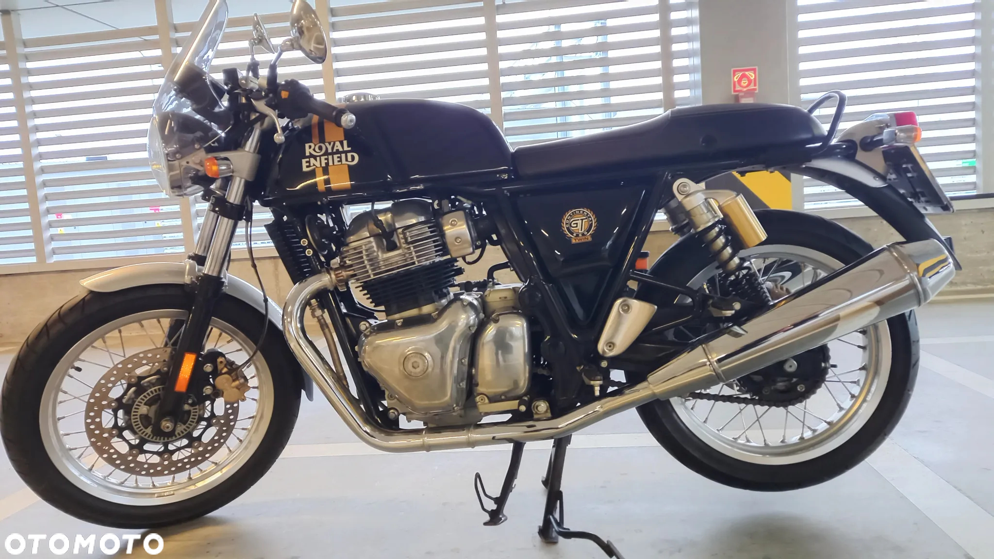 Royal Enfield Continental - 2