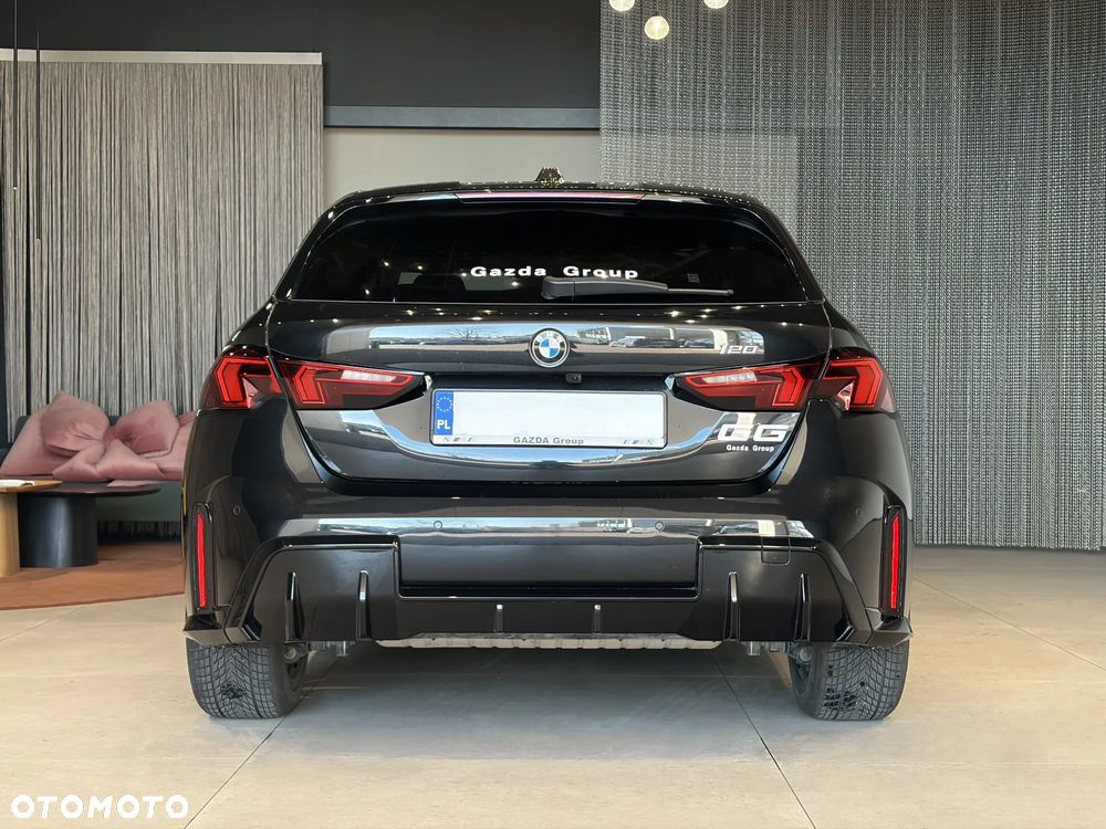 BMW Seria 1 120 mHEV - 7