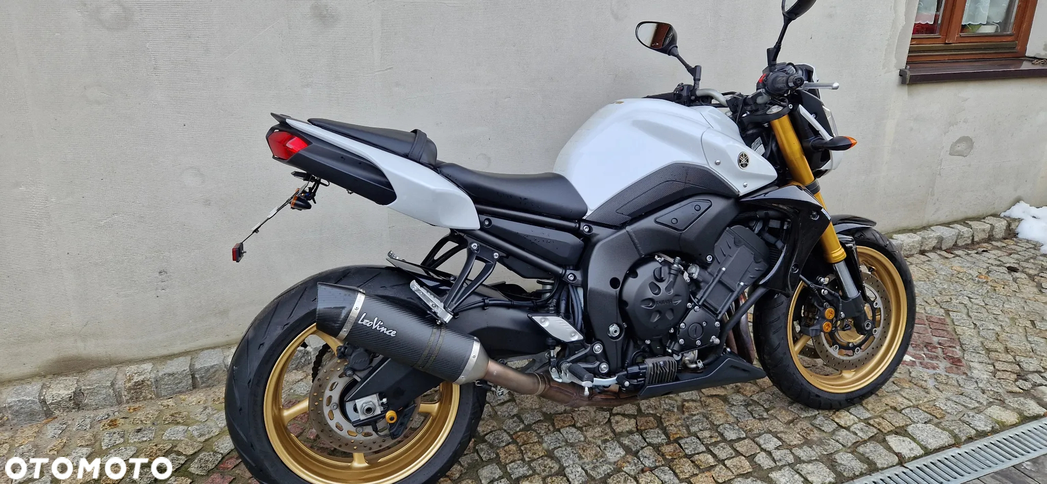 Yamaha FZ - 4