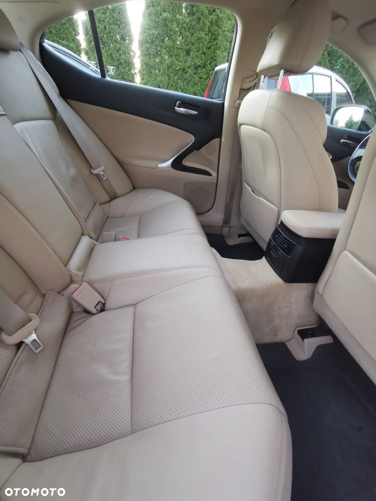Lexus IS 220 D Classic - 8