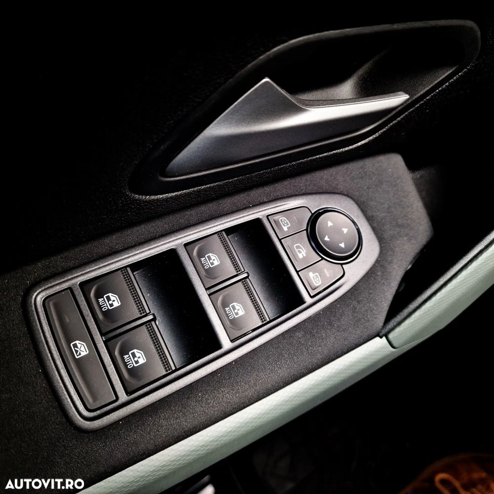 Dacia Duster HEV 155 Extreme - 19