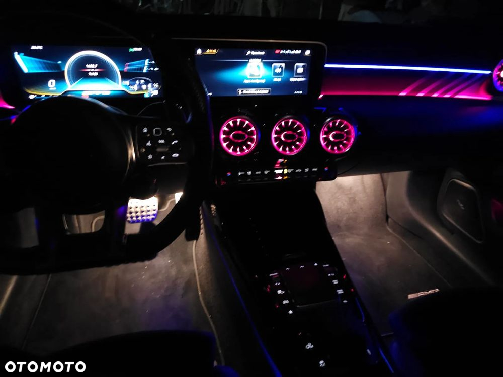 Mercedes-Benz CLA AMG 35 4-Matic 7G-DCT - 31
