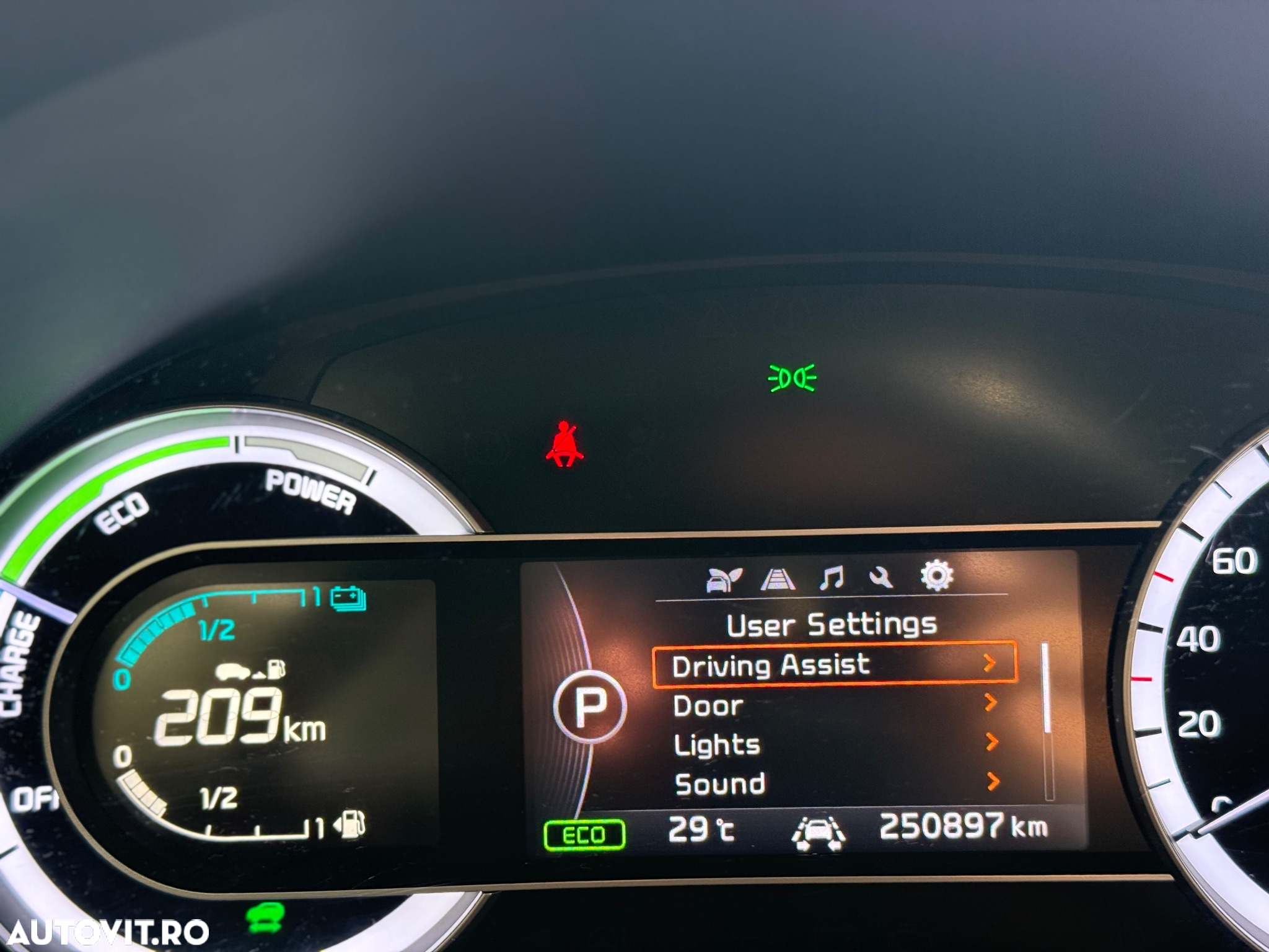 Kia Niro 1.6 GDI HEV 2WD OPF Aut. Spirit - 26