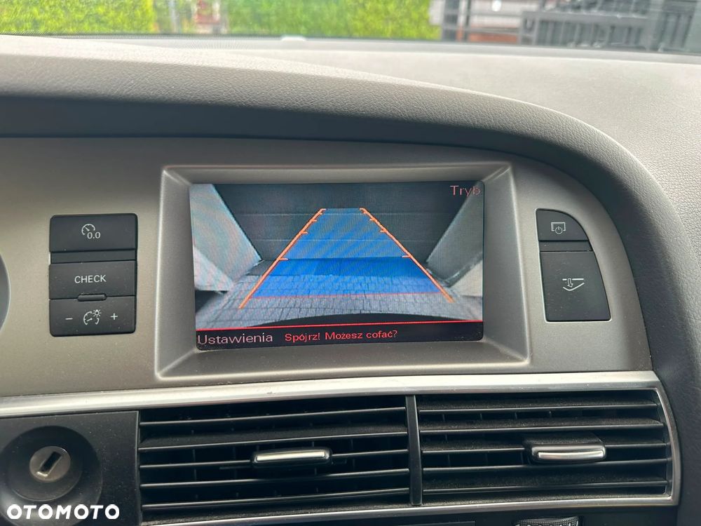 Audi A6 Avant 3.2 FSI tiptronic quattro - 26