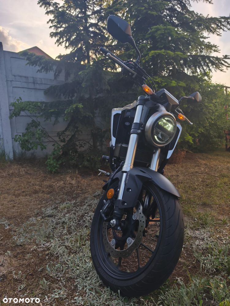 Honda CB - 2