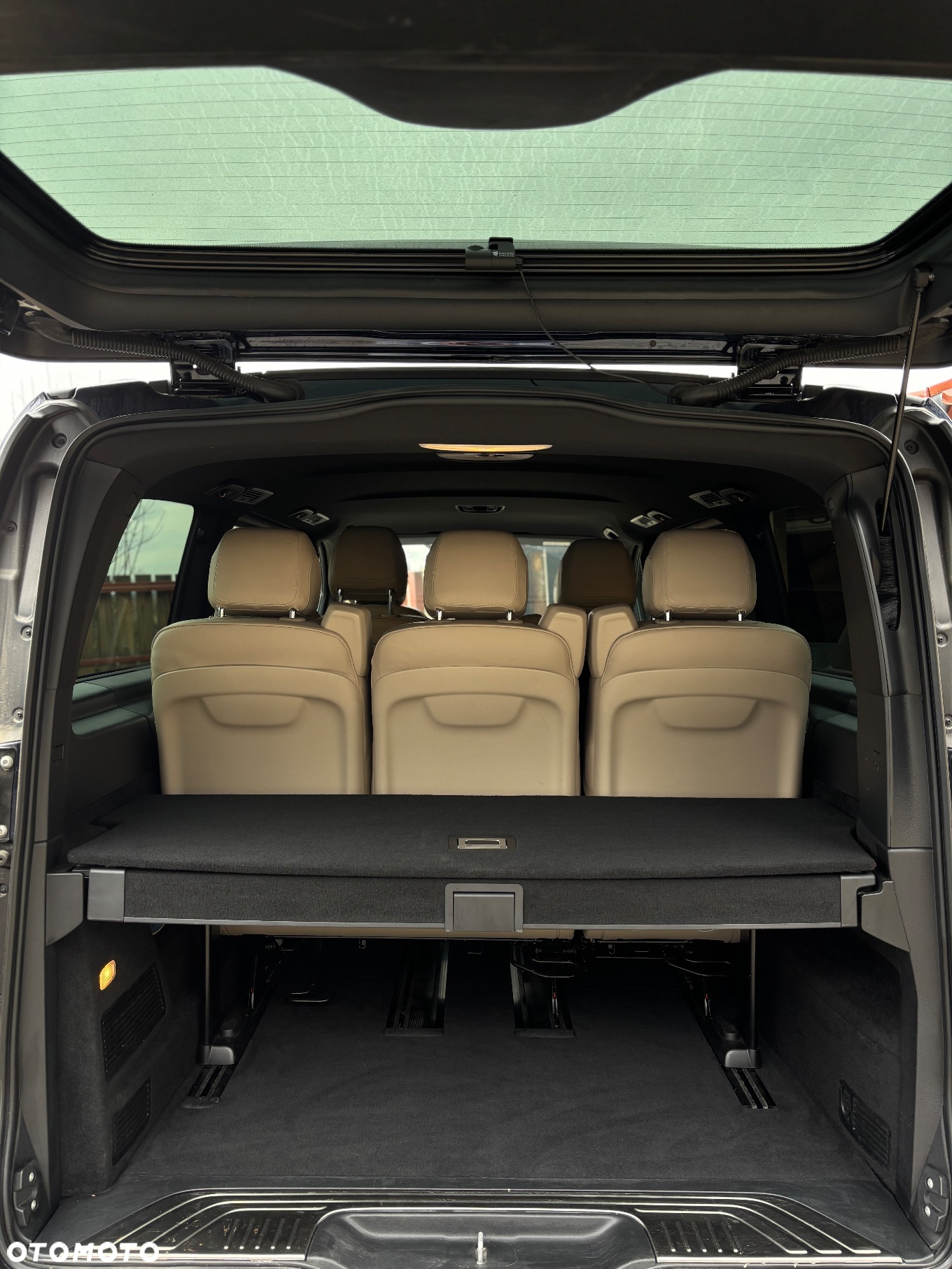 Mercedes-Benz Klasa V 300 d 4-Matic Exclusive 9G-Tronic (d³ugi) - 20