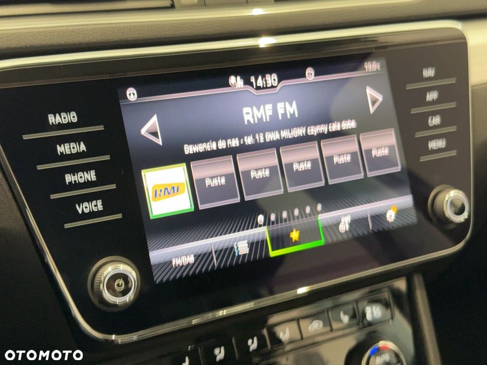 Skoda Superb 2.0 TDI SCR Ambition DSG - 27