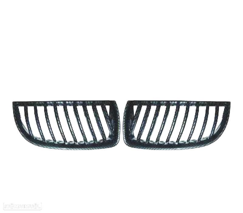 GRELHAS FRONTAIS BMW E90 05-08 LOOK CARBON - 1