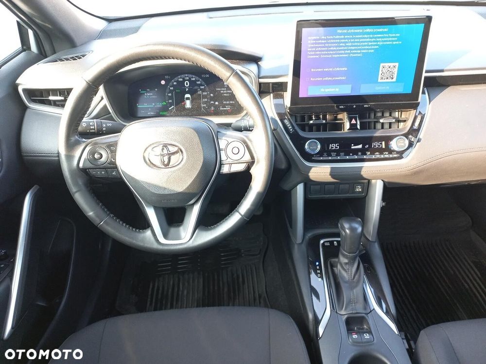 Toyota Corolla Cross 2.0 Hybrid Comfort - 14