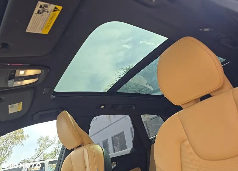Volvo XC 60 B6 B AWD Ultimate Bright - 12