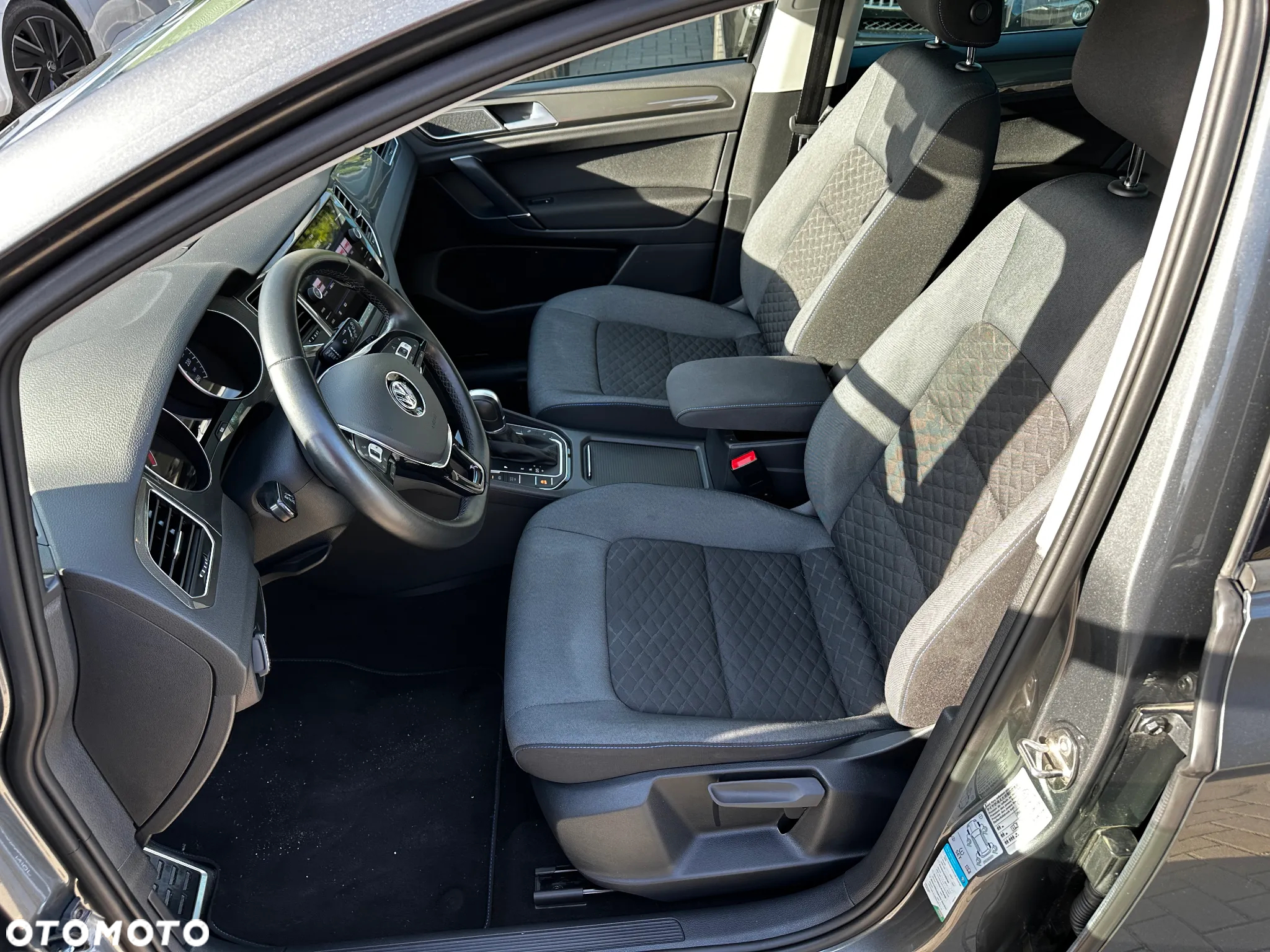 Volkswagen Golf Sportsvan - 20