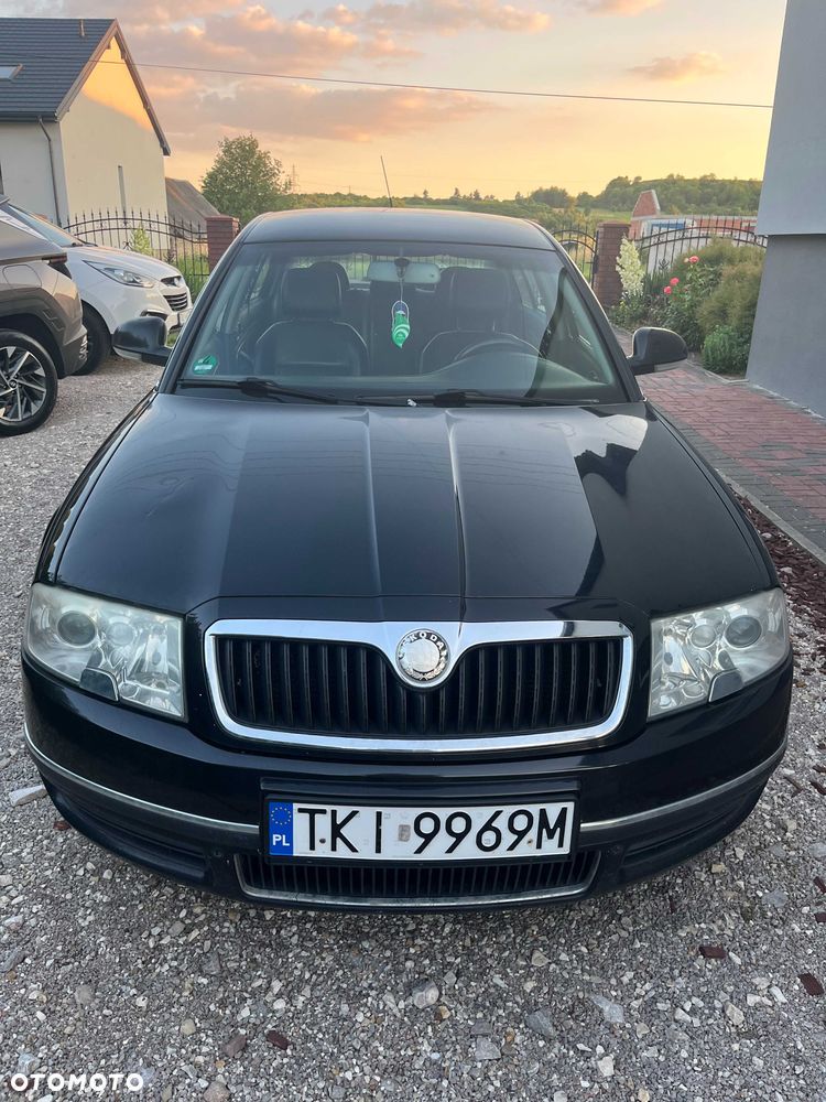 Skoda Superb - 1