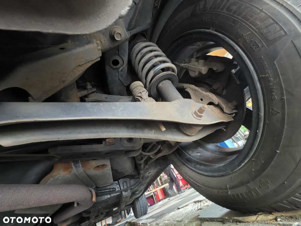 Dodge Caliber - 25