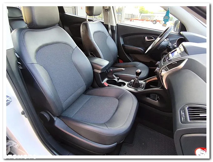 Hyundai ix35 2.0 CRDi 4WD Comfort - 23