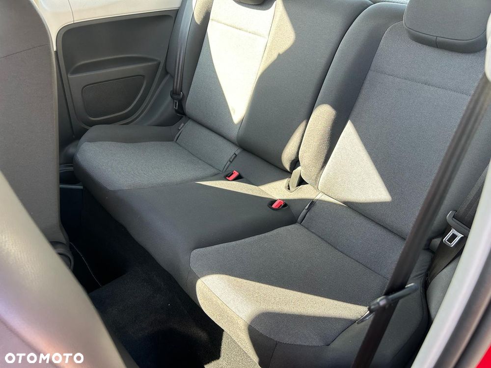 Volkswagen up! beats - 16