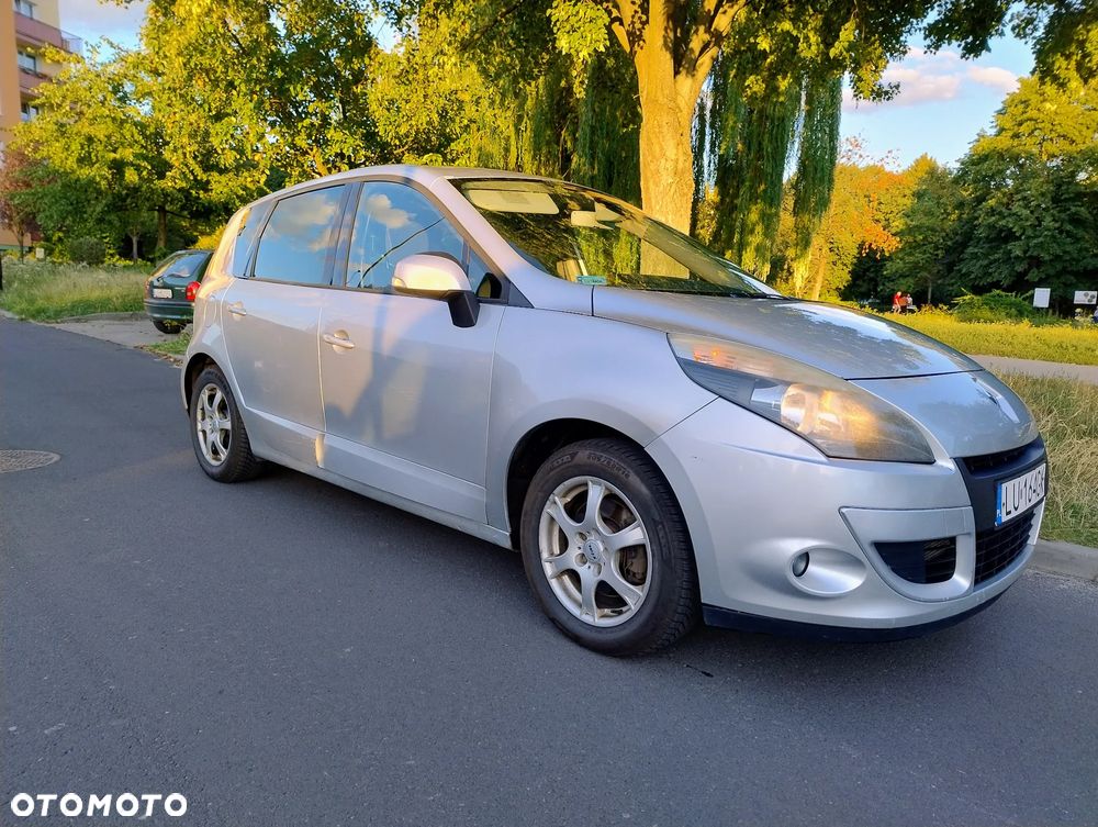 Renault Scenic 2.0 16V Privilege CVT - 7