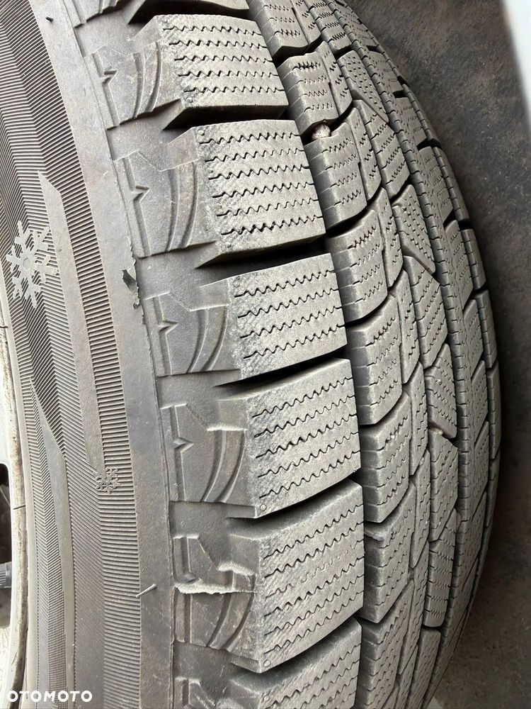 Peugeot 5008 1.6 e-HDi Active S&S 7os - 24