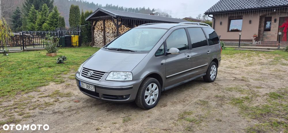 Volkswagen Sharan 2.0 TDI Highline - 1