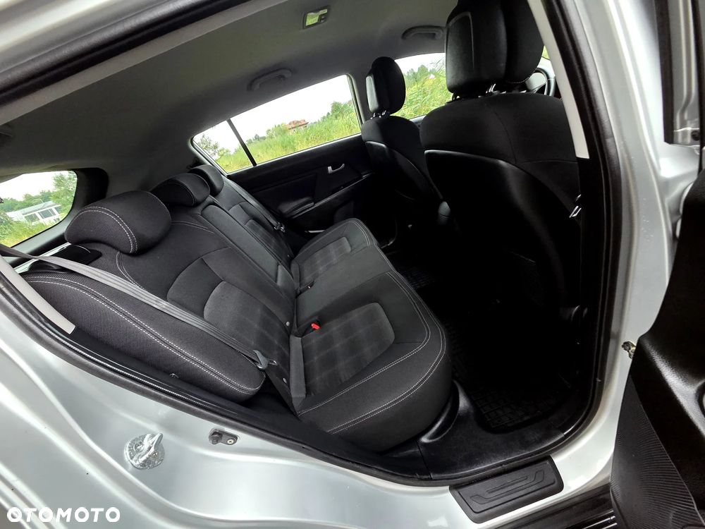 Kia Sportage 1.7 CRDI 2WD Spirit - 27