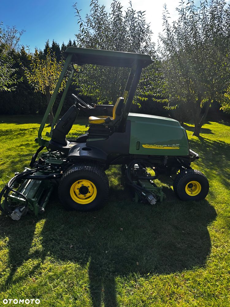 John Deere 3235c - 5