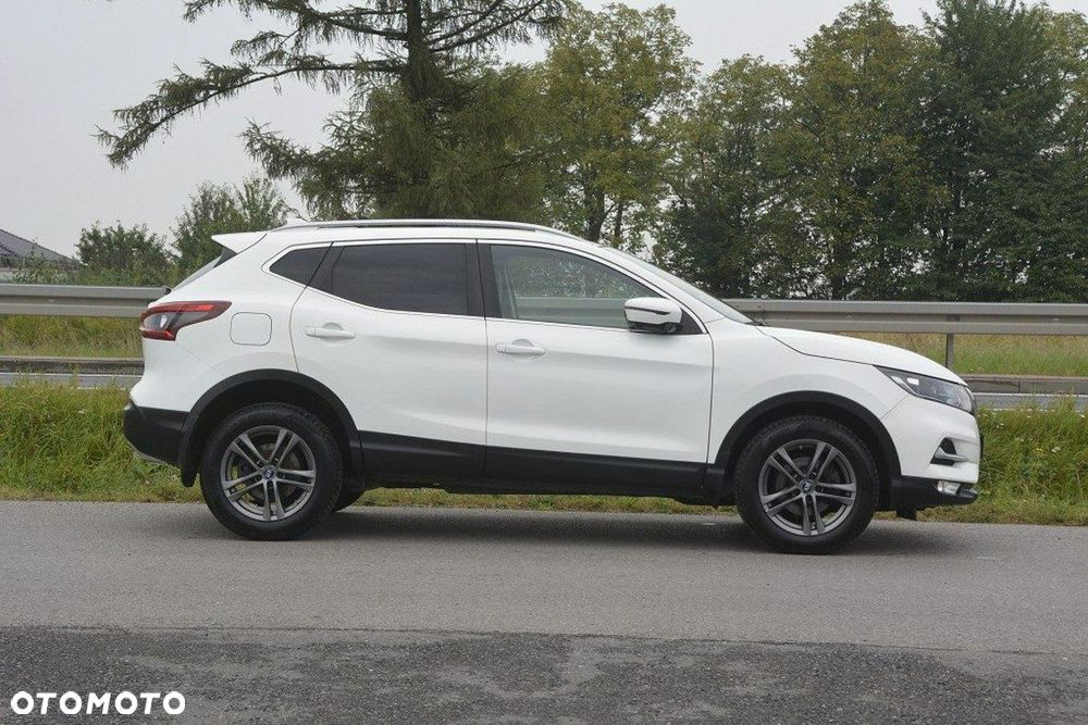 Nissan Qashqai 1.3 DIG-T DCT N-CONNECTA - 11