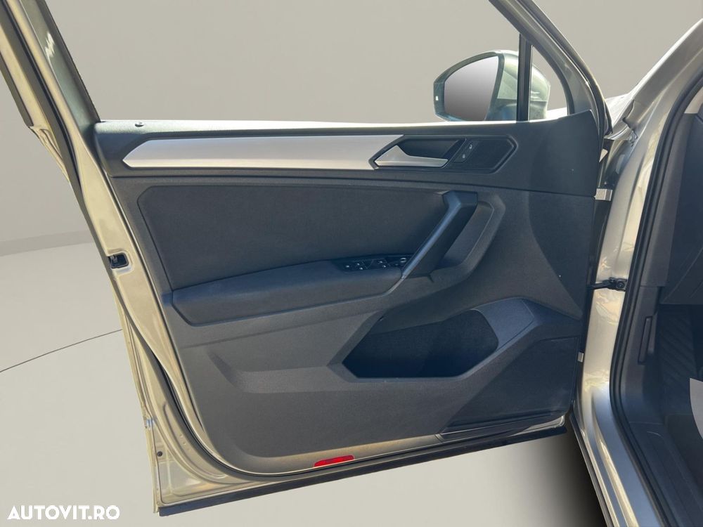 Volkswagen Tiguan 2.0 TDI SCR 4MOTION DSG R-Line - 14