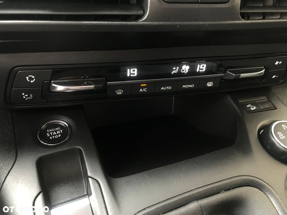 Toyota Proace City - 32