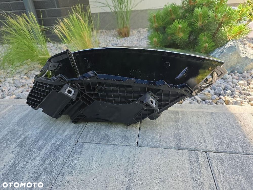 AUDI Q7 SQ7 4M0 LIFT Lampa prawa przód Kompletna Full Led Matrix 4M0941040D - 7