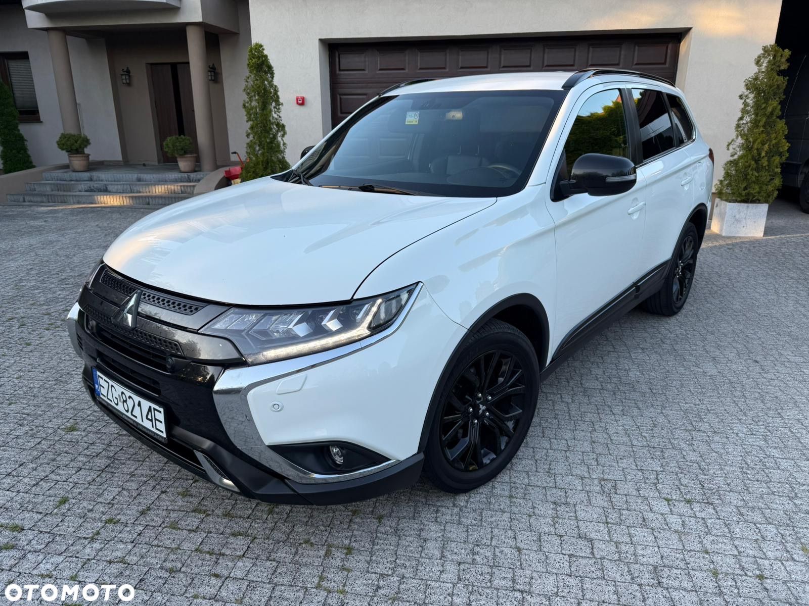 Mitsubishi Outlander 2.0 Instyle Navi 4WD CVT - 1