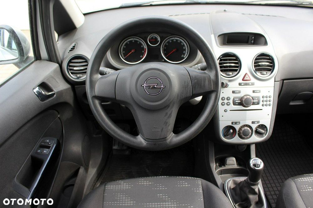 Opel Corsa 1.2 16V Enjoy - 12