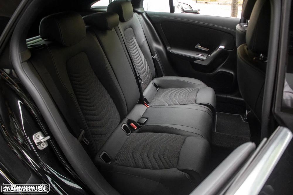 Mercedes-Benz CLA 180 d Shooting Brake Progressive Aut. - 29