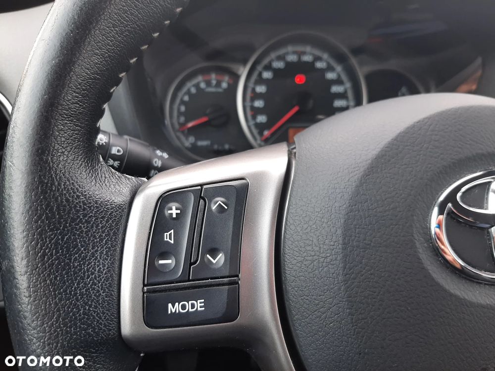 Toyota Yaris 1.33 VVT-i Edition - 10