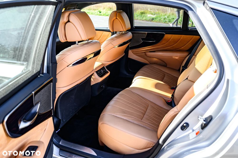 Lexus LS 500 Prestige AWD - 11